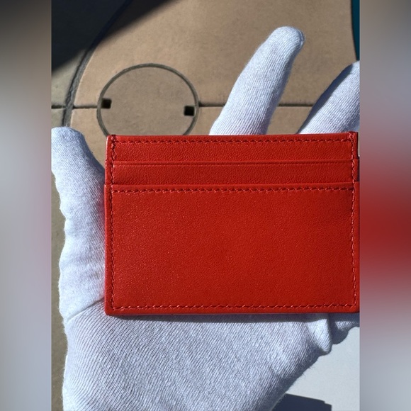 Versace Calfskin Quilted Medusa Card holder Full Inclusion - Picture 6 of 14